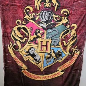 Warner Bros. Red and Gold Hogwarts Crest Blanket